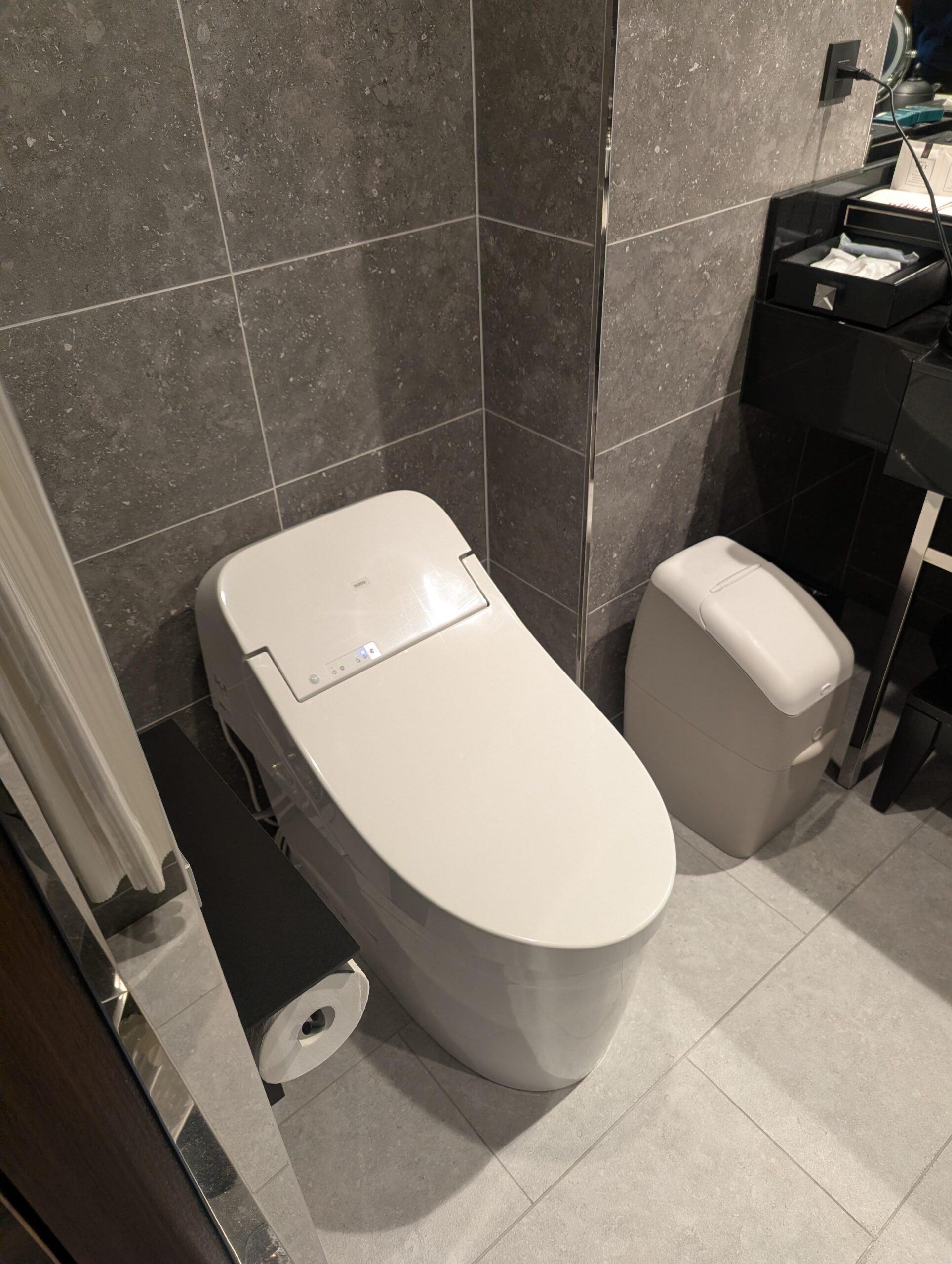 客室のトイレ（清潔感のあるトイレ）